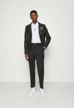 HUGO Shop -HUGO Shop 11052f4c7036432188ab63d071537a83