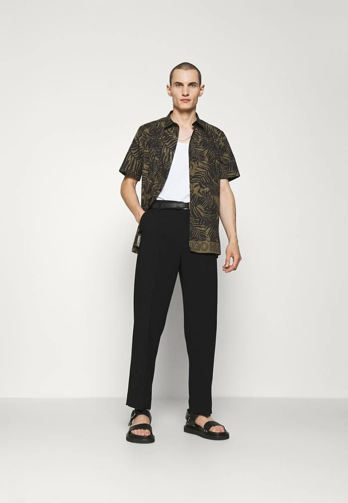 HUGO EBOR - Shirt - Open Green 2 HUGO EBOR - Shirt - Open Green - Image 2