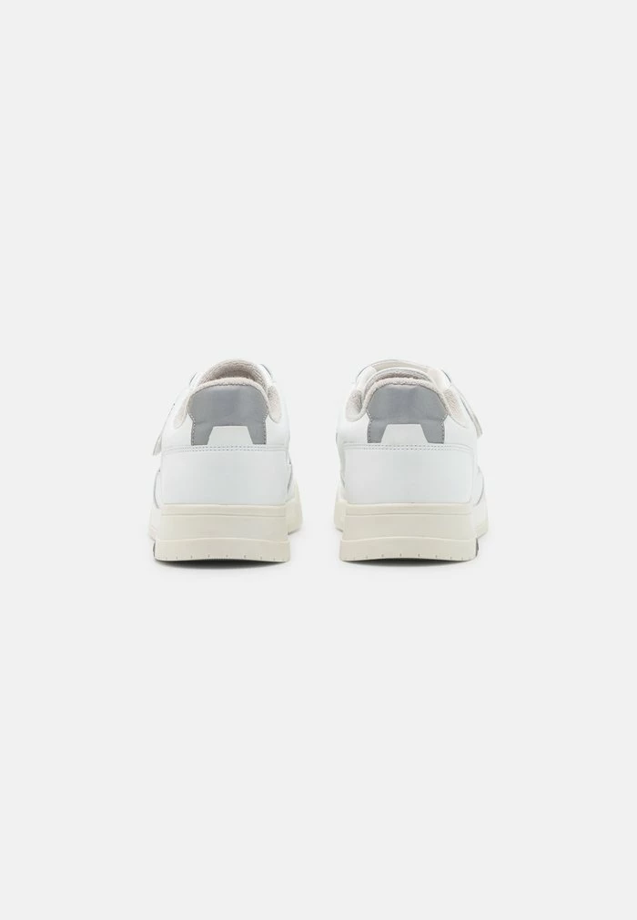 HUGO SETH - Trainers - White 3 HUGO SETH - Trainers - White - Image 3