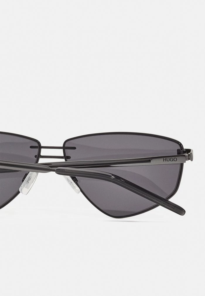 HUGO Sunglasses - Black 3 HUGO Sunglasses - Black - Image 3