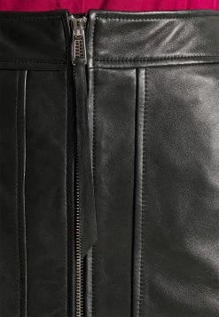 HUGO LURELA - Leather Skirt - Black 11 HUGO LURELA - Leather Skirt - Black -HUGO Shop 571f5bccf4df47c9a1e52e85029be157