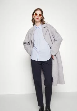 HUGO MERLANDI - Classic Coat - Medium Grey 12 HUGO MERLANDI - Classic Coat - Medium Grey -HUGO Shop 59ab5951c564464dba3566c1d0eda32a