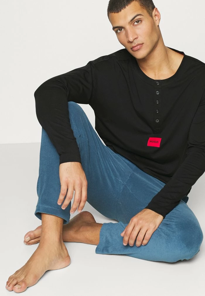 HUGO HERO - Pyjama Top - Black 4 HUGO HERO - Pyjama Top - Black - Image 4