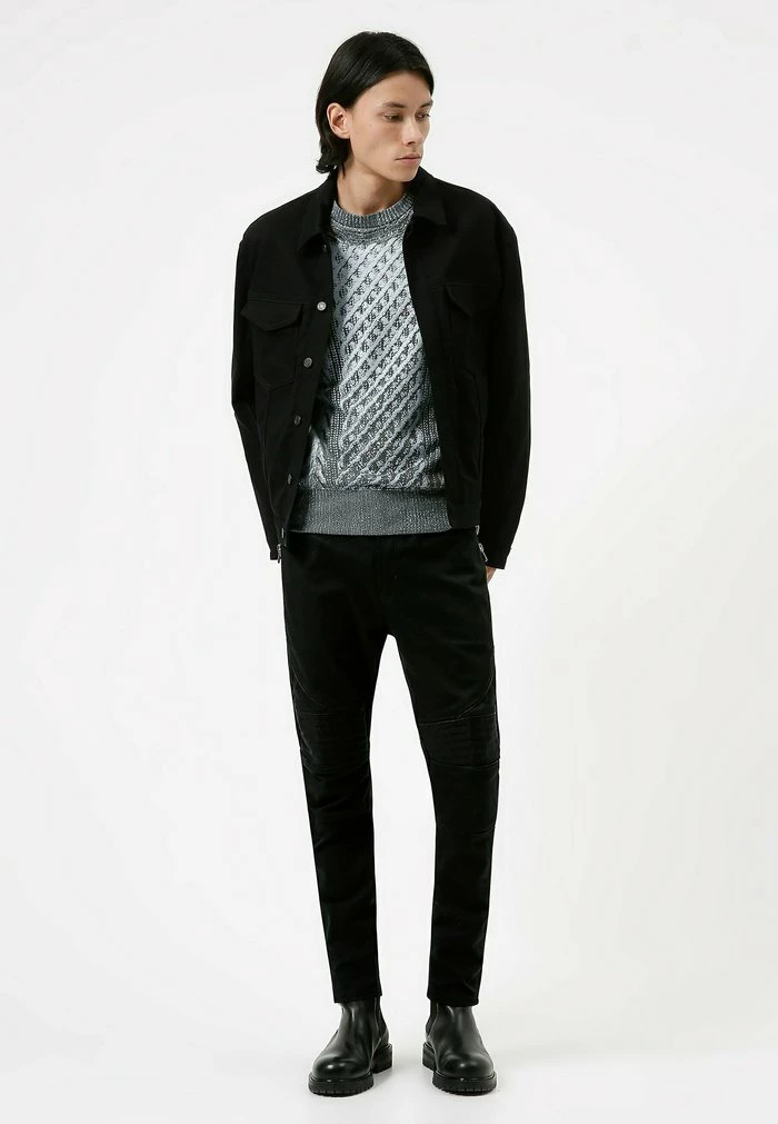 HUGO Slim Fit Jeans - Black 2 HUGO Slim Fit Jeans - Black - Image 2