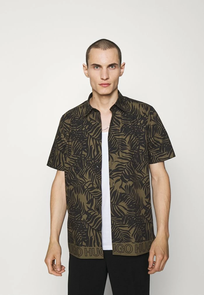 HUGO EBOR - Shirt - Open Green 1 HUGO EBOR - Shirt - Open Green