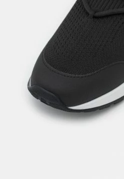 HUGO ICELIN RUNN - Trainers - Black -HUGO Shop 85d9884c5a1847768f6fea4c00ca079b