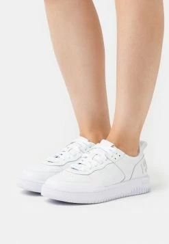 HUGO KILIAN TENN - Trainers - White