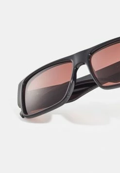 HUGO Sunglasses - Black 9 HUGO Sunglasses - Black -HUGO Shop 98d4283e69a94dd09d885f49c4abff9d