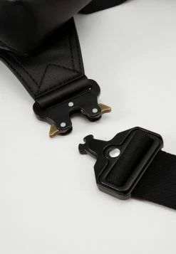 HUGO TYCOON CROSSBAG UNISEX - Bum Bag - Black -HUGO Shop a62b72058c7b4ddd99741b9475ec01ab