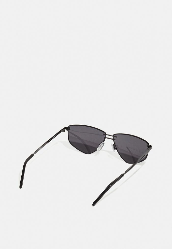 HUGO Sunglasses - Black 2 HUGO Sunglasses - Black - Image 2