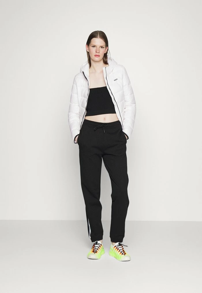 HUGO FAMARA - Light Jacket - Natural 2 HUGO FAMARA - Light Jacket - Natural - Image 2