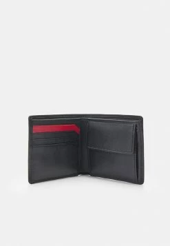 HUGO SUBWAY - Wallet - Black -HUGO Shop c23bcfa0c366410e942377d3fc423bb2